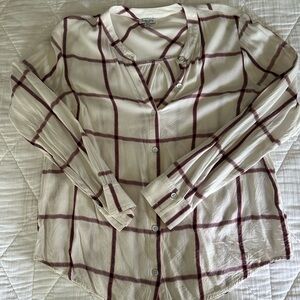 Splendid women’s cream plaid button down blouse size M